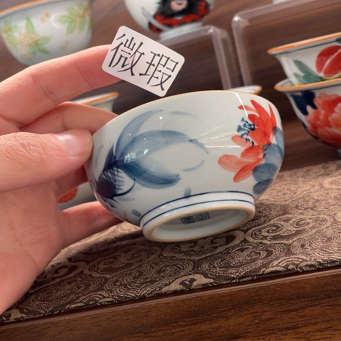 釉下手绘茶具微瑕