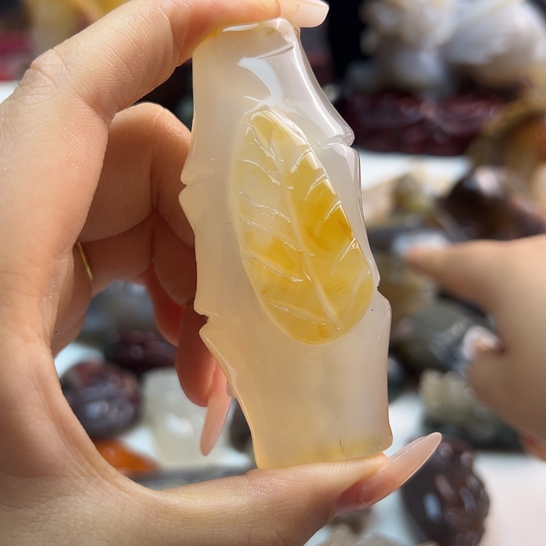 玛瑙/玉髓未镶嵌颈饰