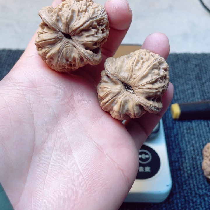 我***式文玩核桃吊坠元宝