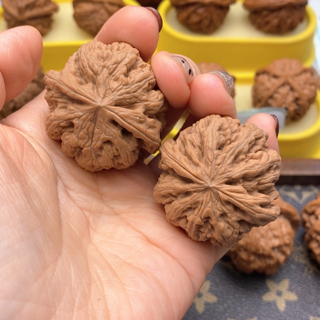 文玩核桃把件40尺全品平谷粗筋