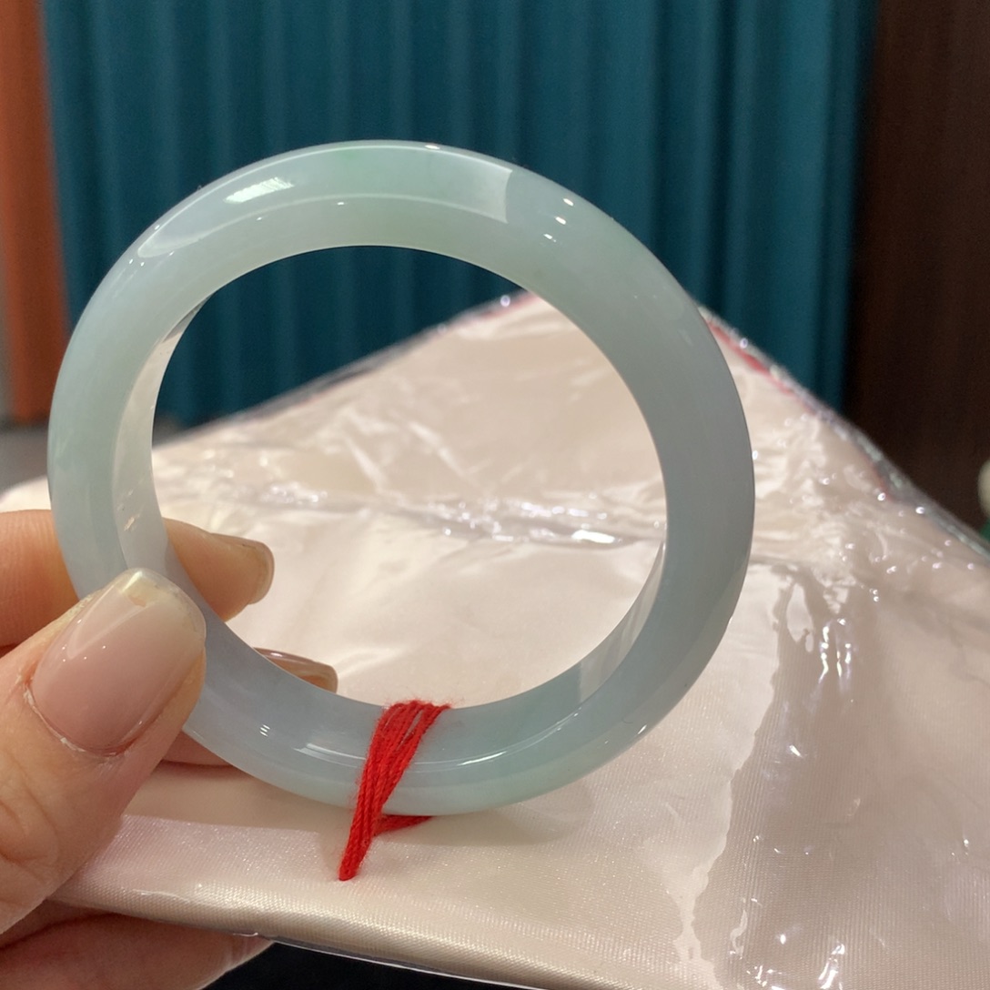 未镶嵌手镯翡翠完美者慎拍 圈口52.8