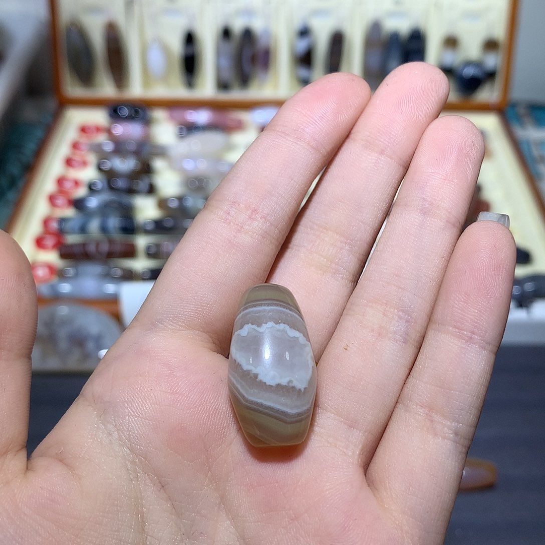 无***相玛瑙/玉髓未镶嵌颈饰