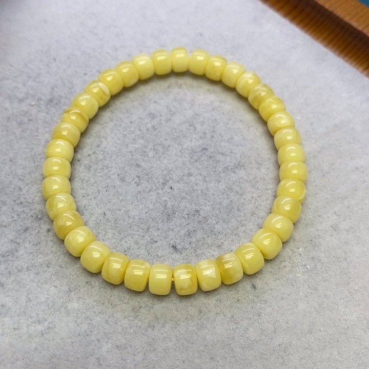 蜜蜡裸石未镶嵌手串