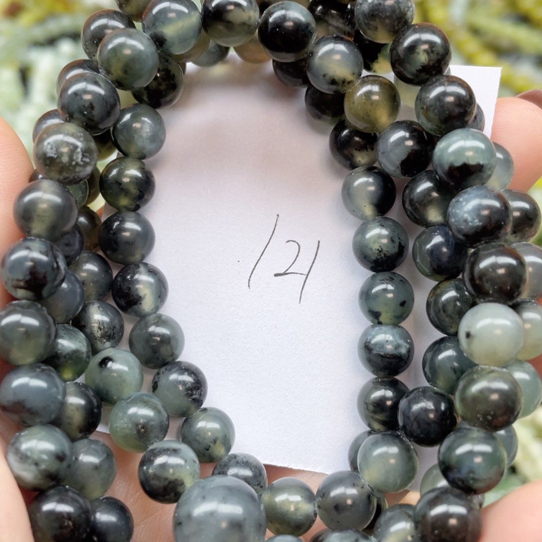 未镶嵌蛇纹石玉手链1**9