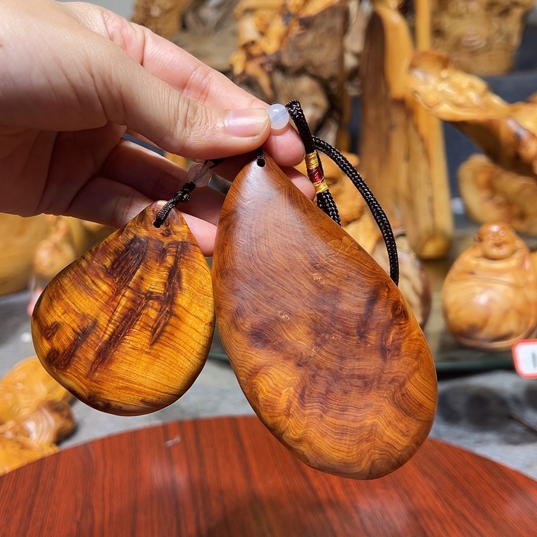 柏木（崖柏）崖**落崖柏木手把件摆件