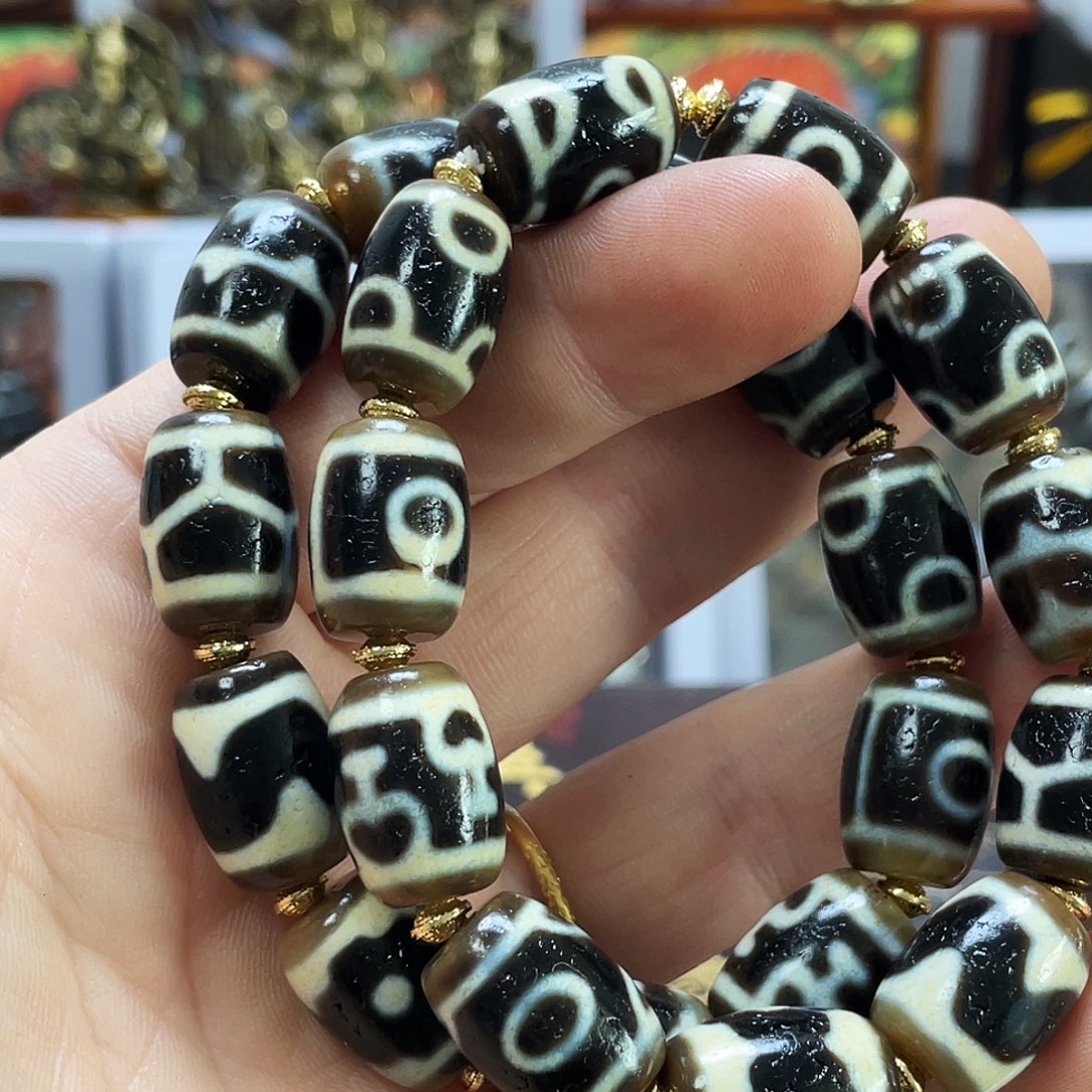 玛瑙/玉髓未镶嵌多样性发一条