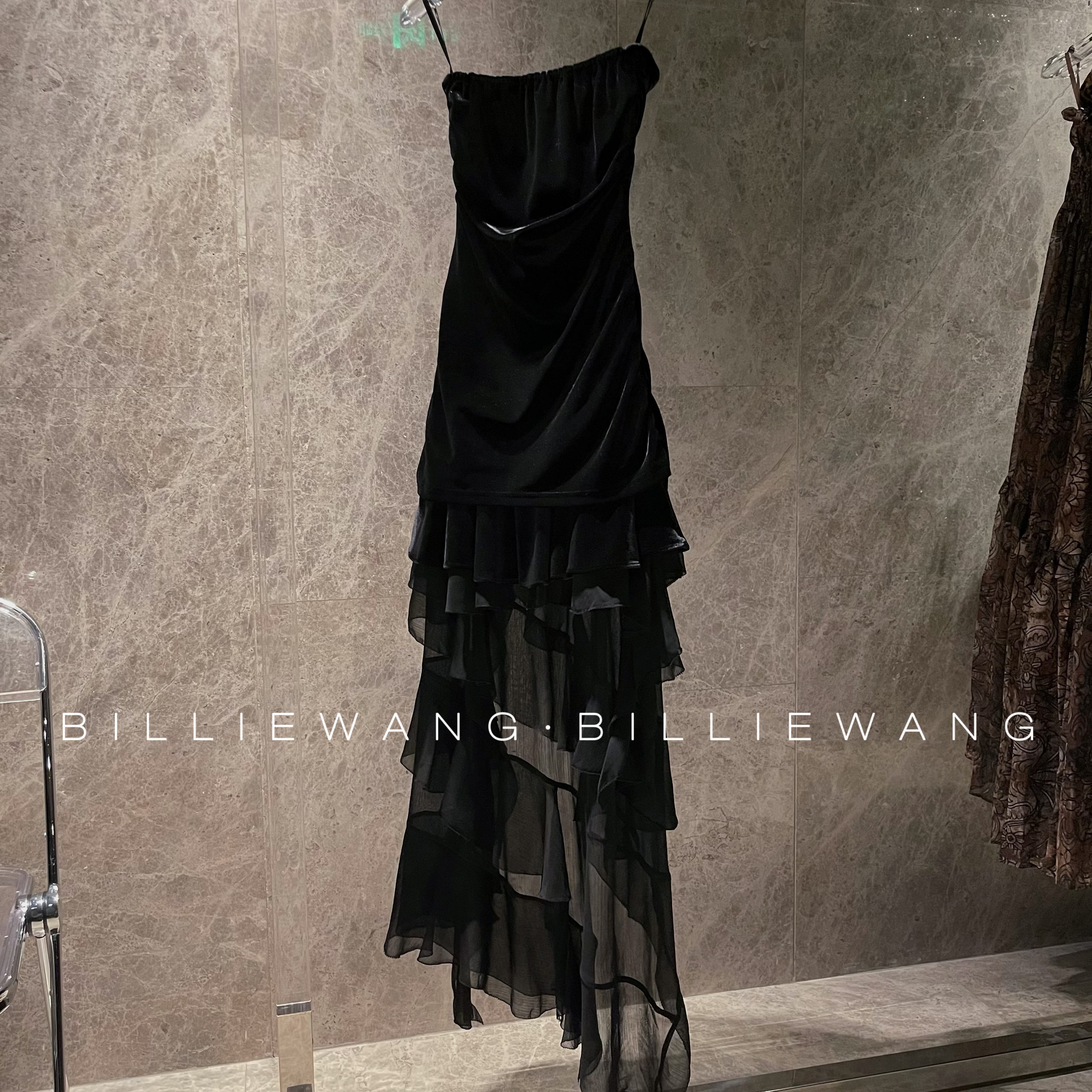 BW独立设计师高定系列｜绝美丝绒抹胸不规则下摆连衣裙