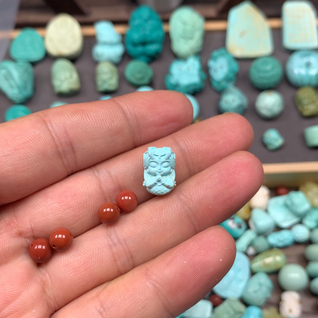 南红玛瑙雕刻未镶嵌