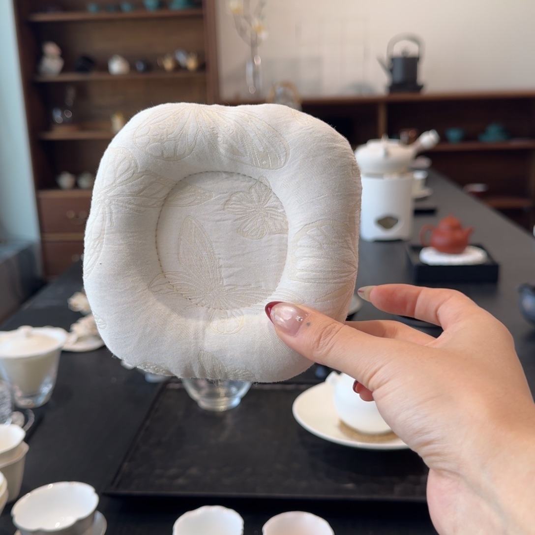 福利呼啦圈壶垫白色