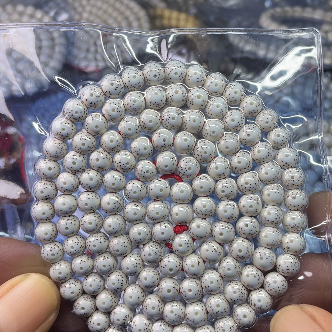 吊坠星月菩提8 8圆126颗