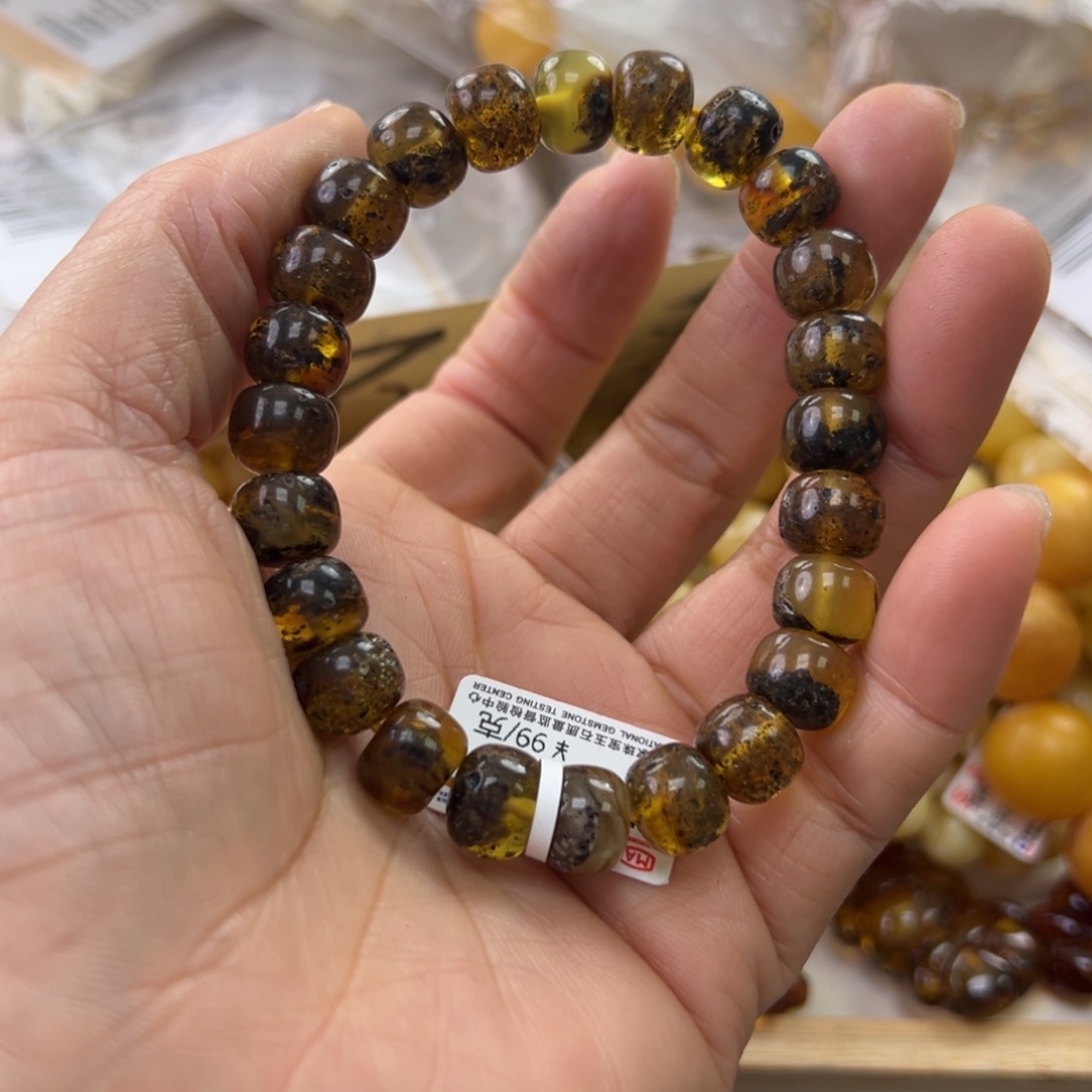 琥珀珠宝奇石未镶嵌