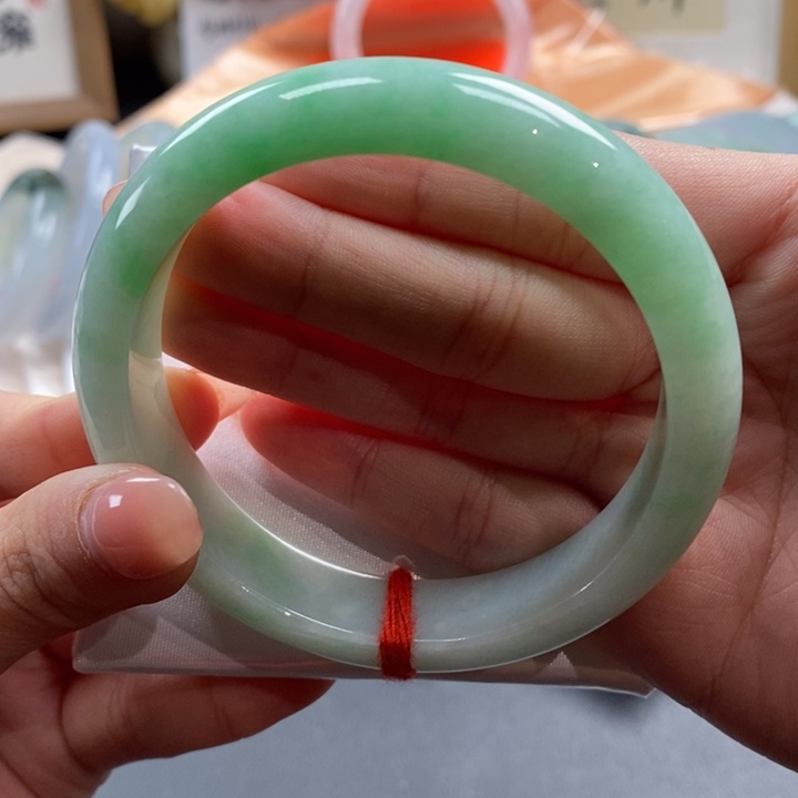 【闪购商品】翡翠手镯未镶嵌21号