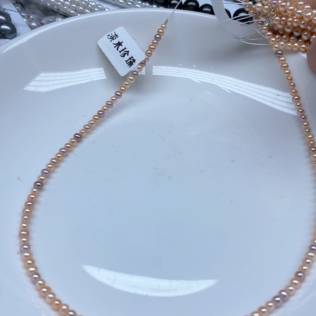 颈饰淡水珍珠未镶嵌