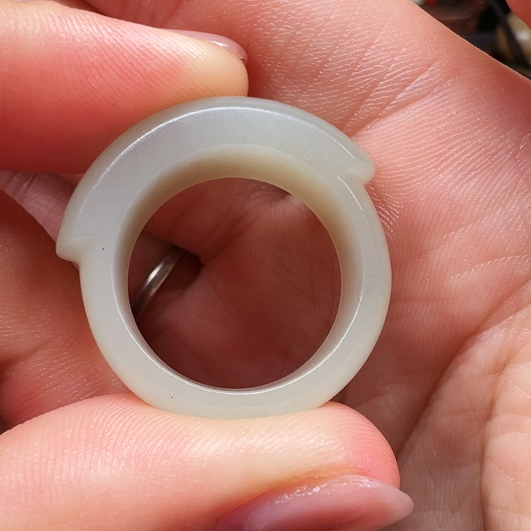 和田玉颈饰未镶嵌不**风