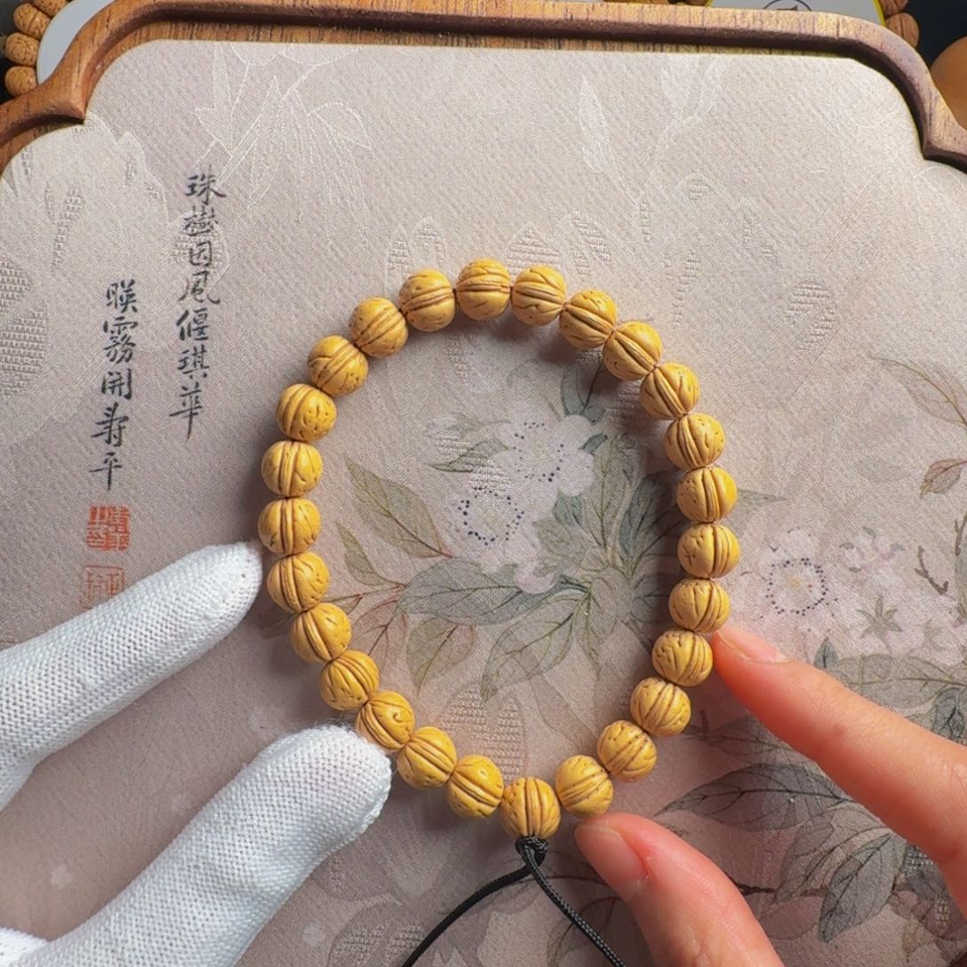 桃核吊坠10+野生黄桃一道筋