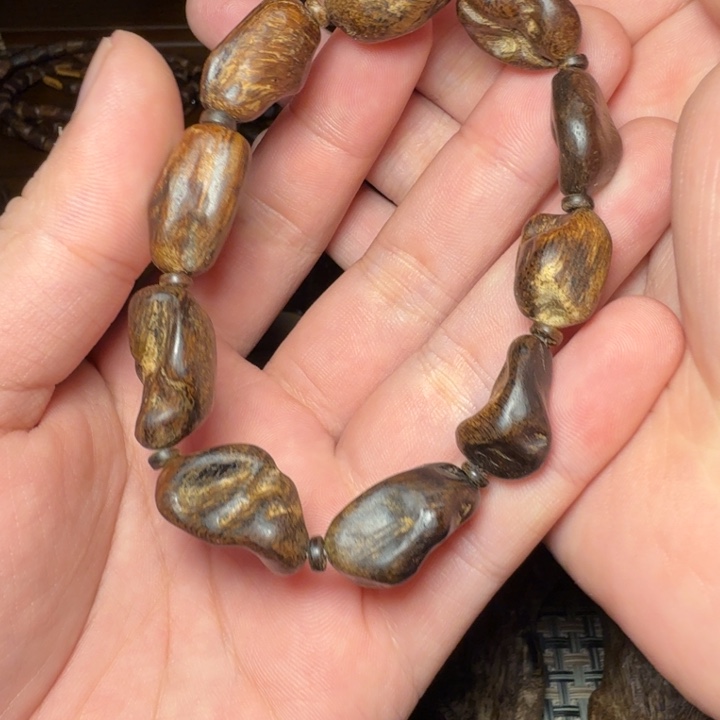 @***@沉香沉香碎屑越南芽庄15.4克