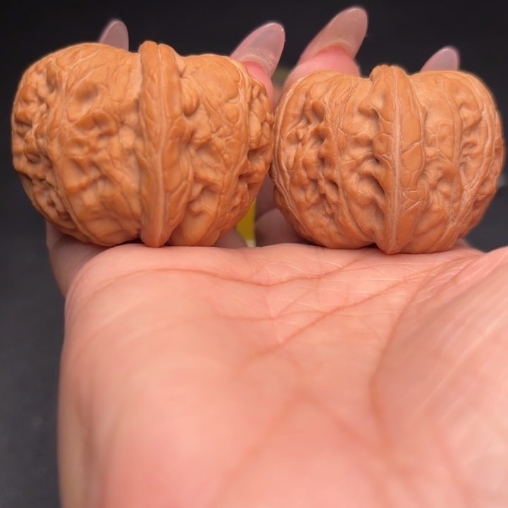 桃核把件44元宝狮子头