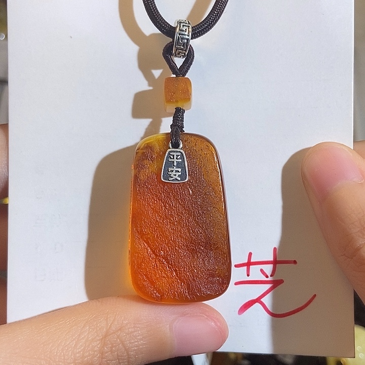 磐***石定制琥珀未镶嵌琥珀