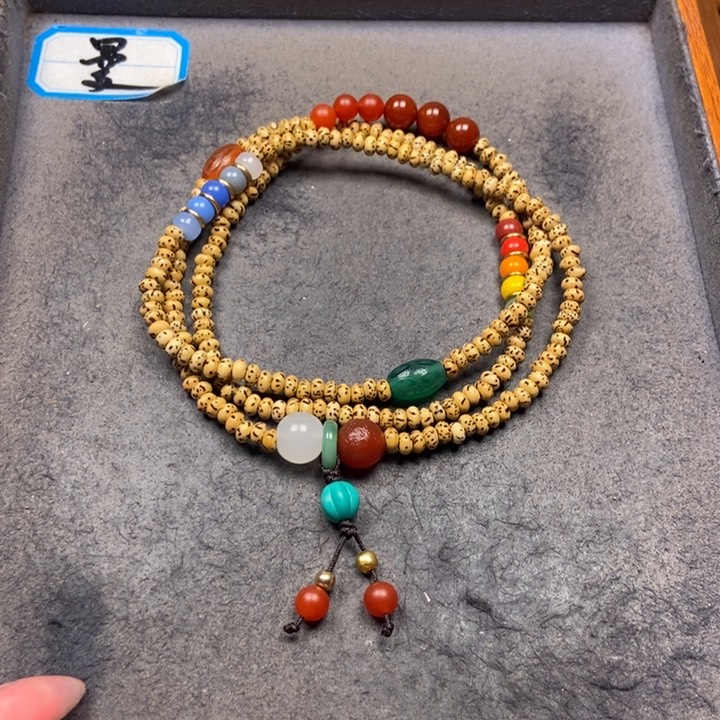 星月菩提吊坠菩提