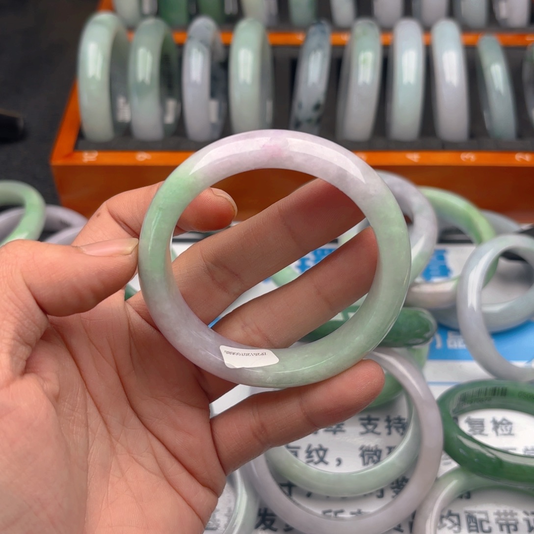 翡翠未镶嵌手镯5455x4. 16