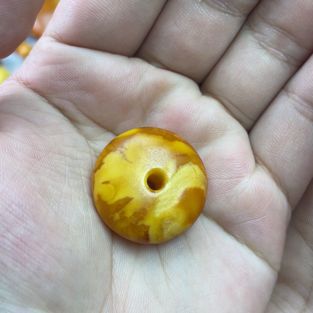 蜜蜡未镶嵌吊坠(不含链)