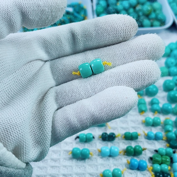 小***。南红玛瑙未镶嵌珠宝奇石