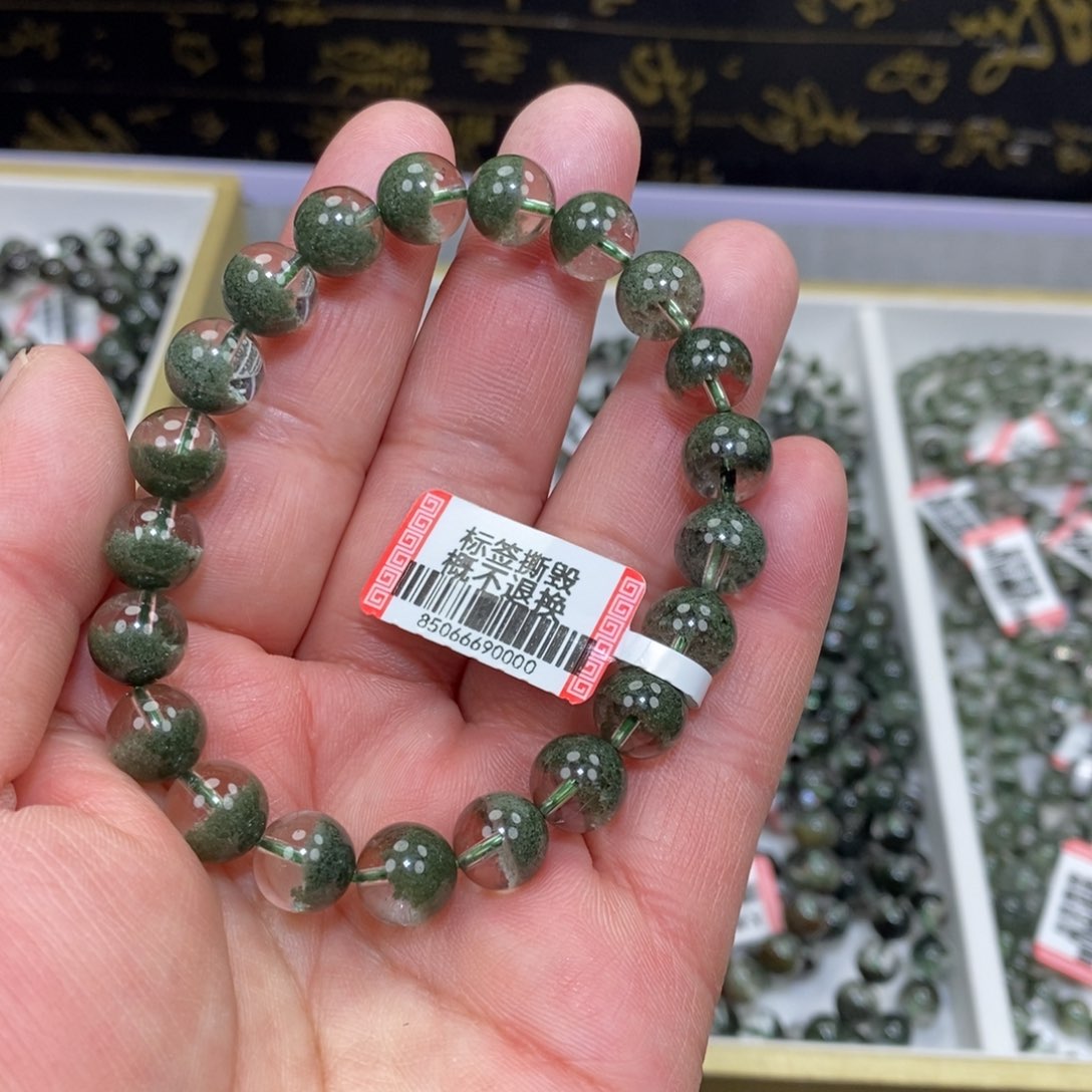 水晶绿幽灵手串未镶嵌