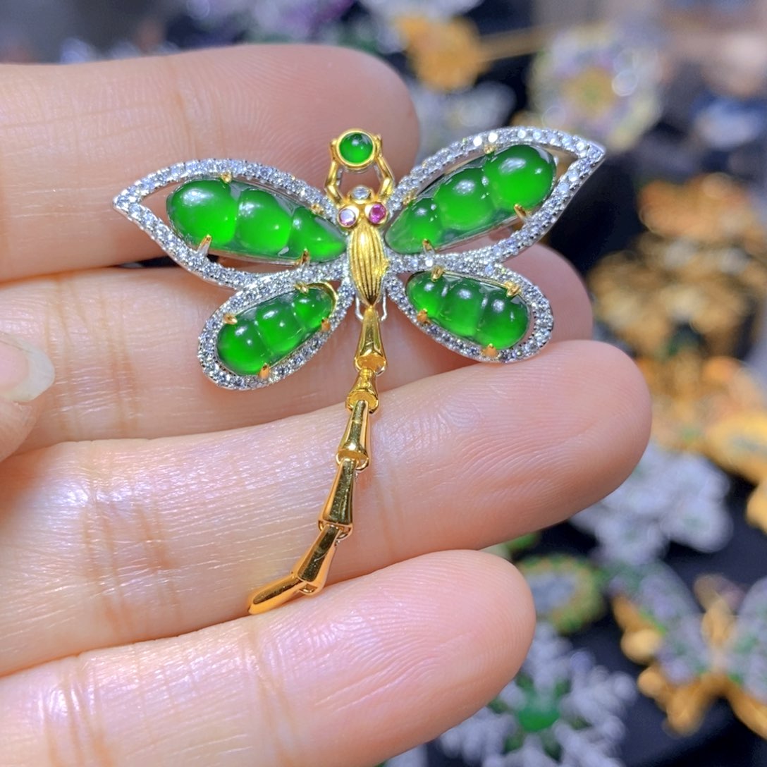 翡翠耳钉银S925镶嵌天然翡翠