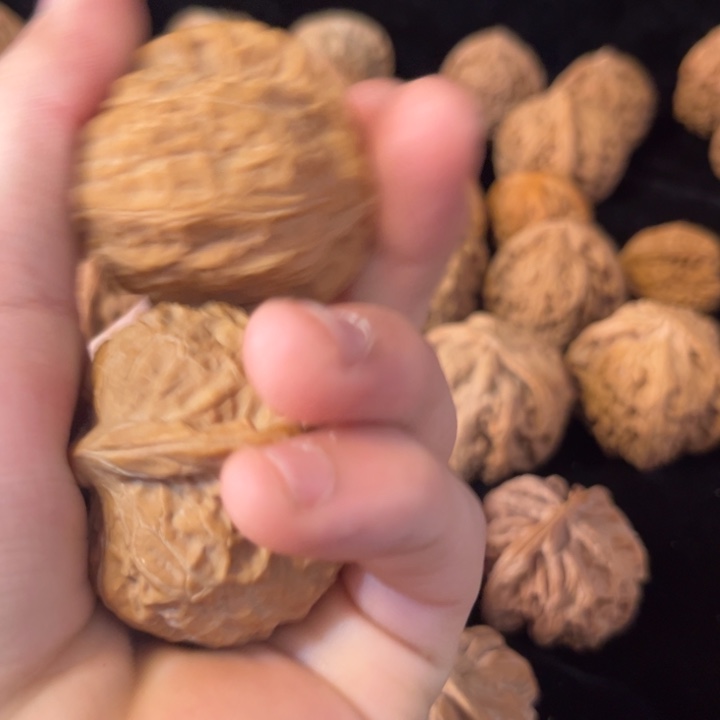 陈***心边44肚45大大大南瓜