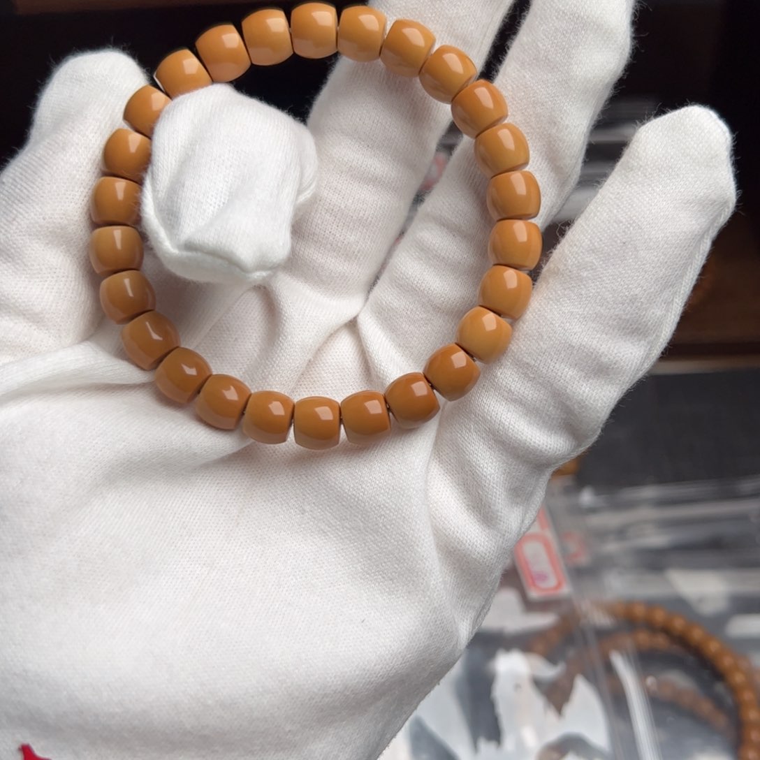 橄榄核吊坠R***y8.5mm核尖单圈