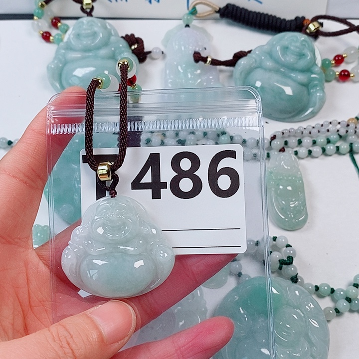 翡翠颈饰未镶嵌天然