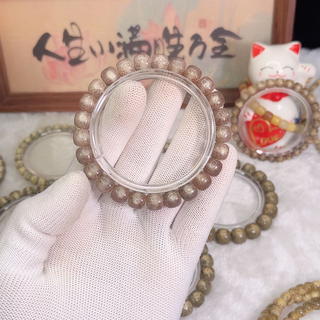 手串星月菩提812 号.  星月菩提. 一物一图. 