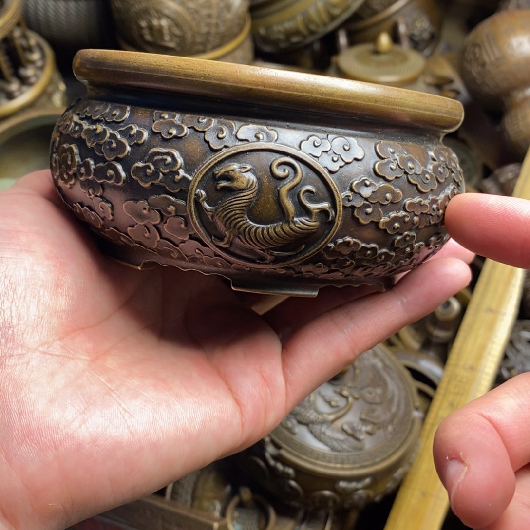 精美铜器做工精良