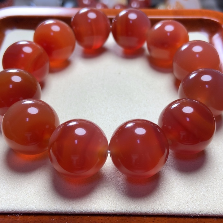 玛瑙/玉髓手串未镶嵌冰底实肉冻肉粉