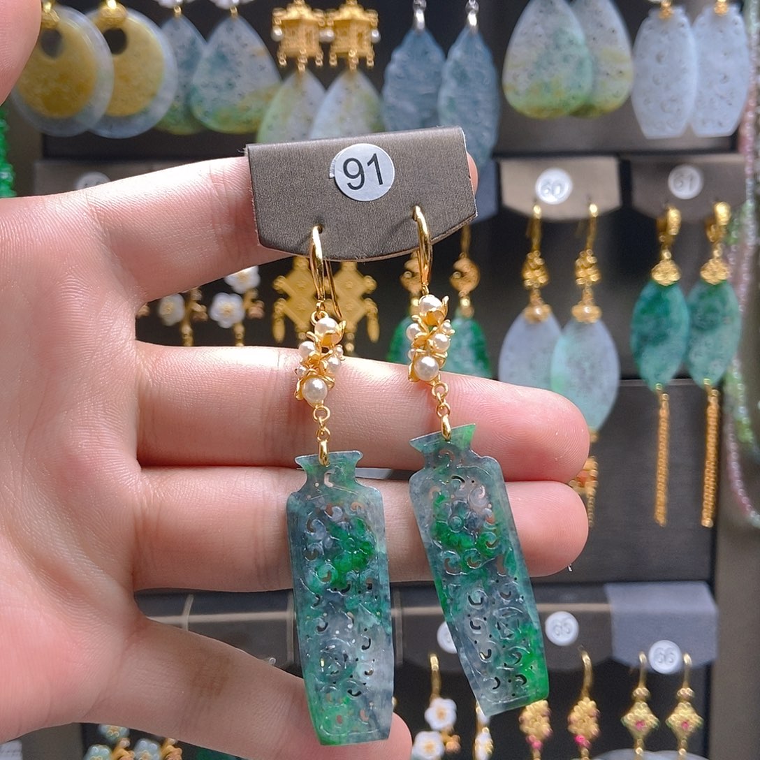 翡翠未镶嵌耳饰翡翠