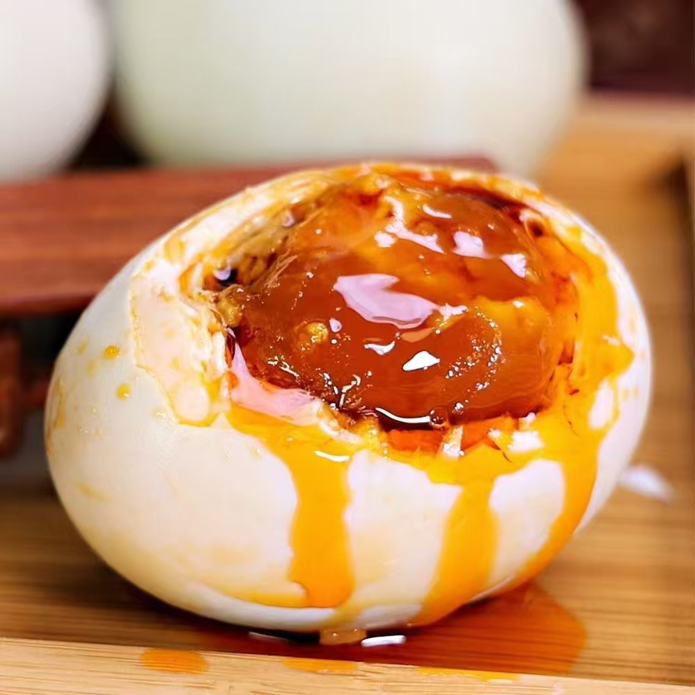  【20枚】咸鸭蛋瑕疵蛋破壳不影响食用五香流油熟咸蛋真空装划算