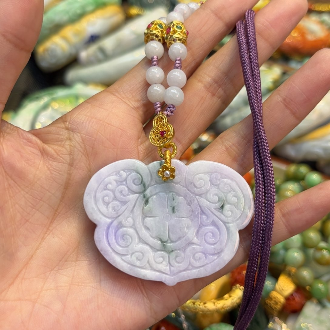 翡翠颈饰未镶嵌待编款