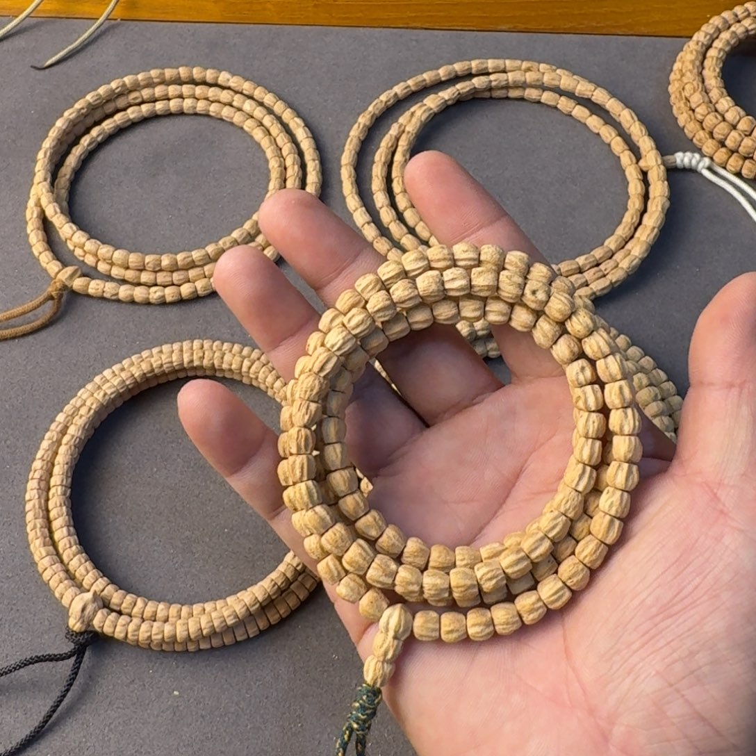 枯***.柏香籽/百香籽吊坠