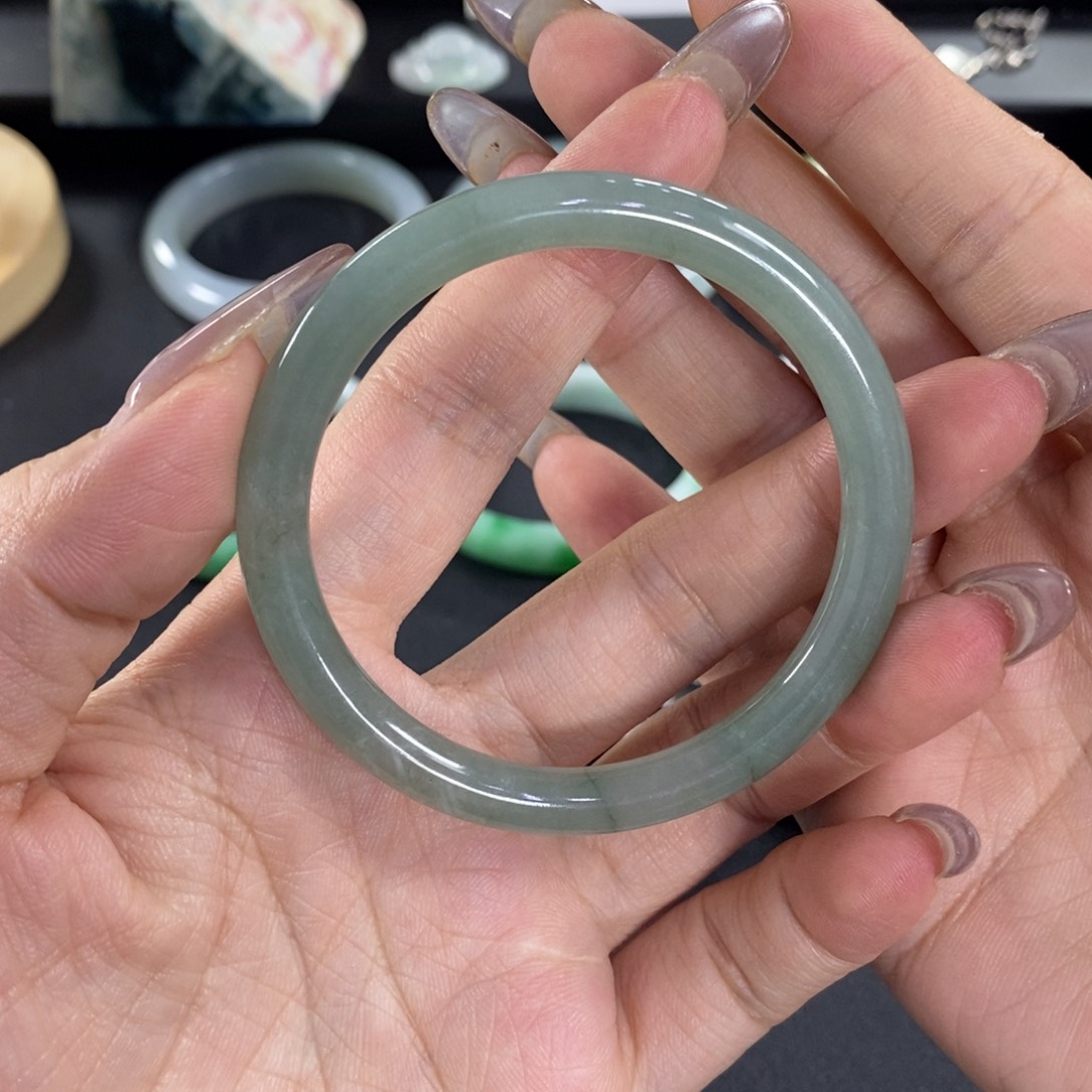 翡翠手镯未镶嵌天然翡翠手镯51.6细圆条