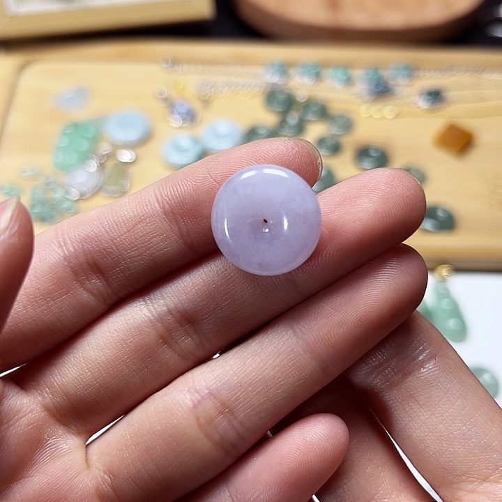 翡翠颈饰未镶嵌翡翠紫罗兰平安扣