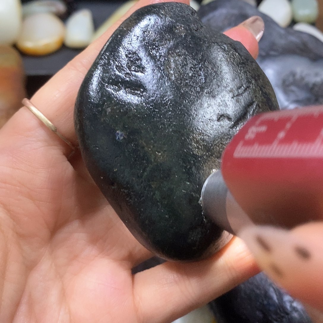 未镶嵌和田玉（糖玉）挂件