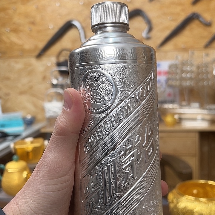 351克500ml酒瓶足银999