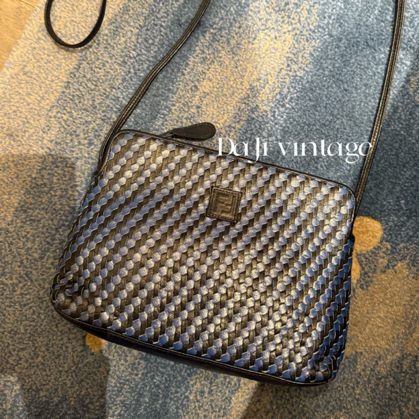 99新 FENDI/芬迪 大吉中古/sz/FENDI芬迪蓝黑编织斜挎包