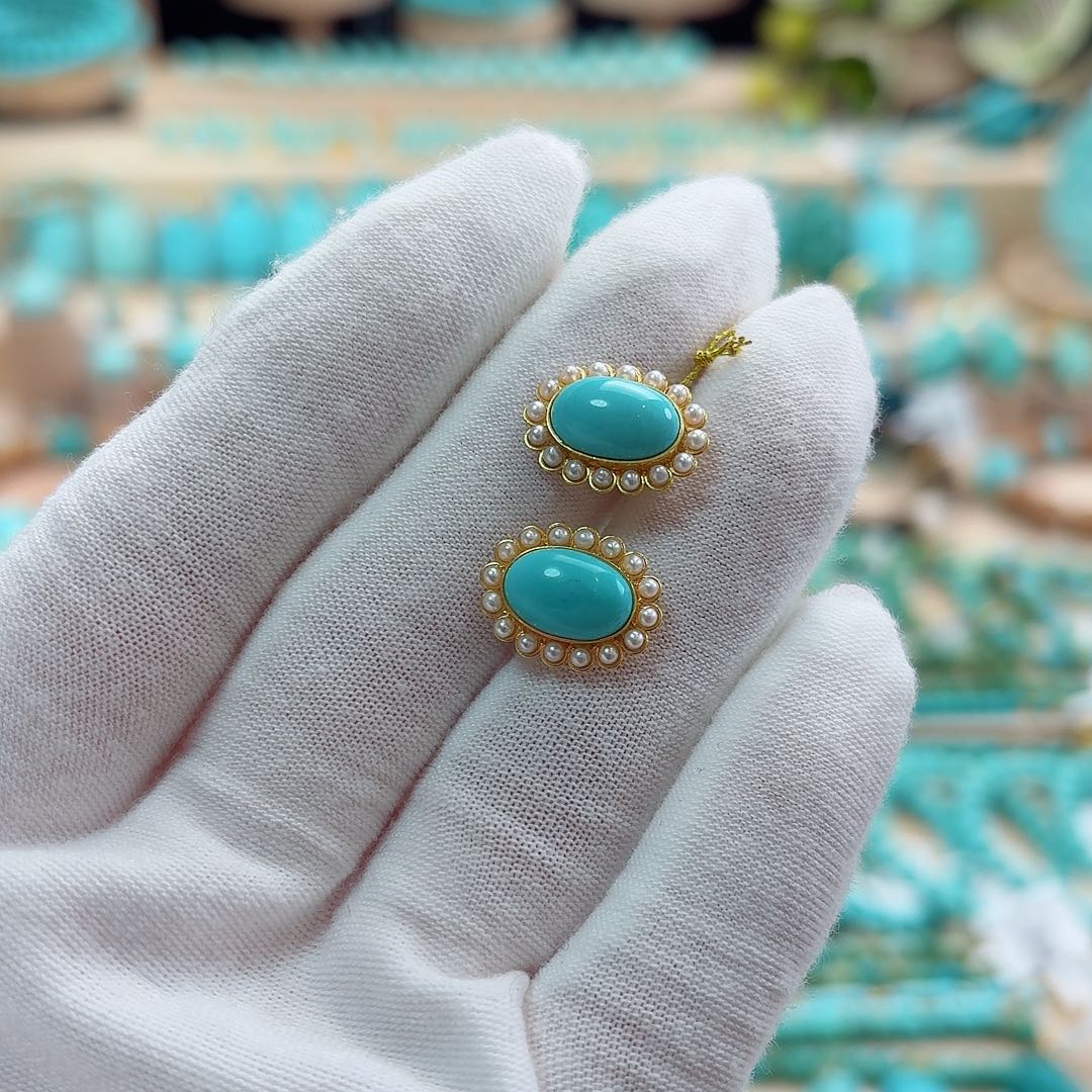 绿松石18K金镶嵌珠宝奇石