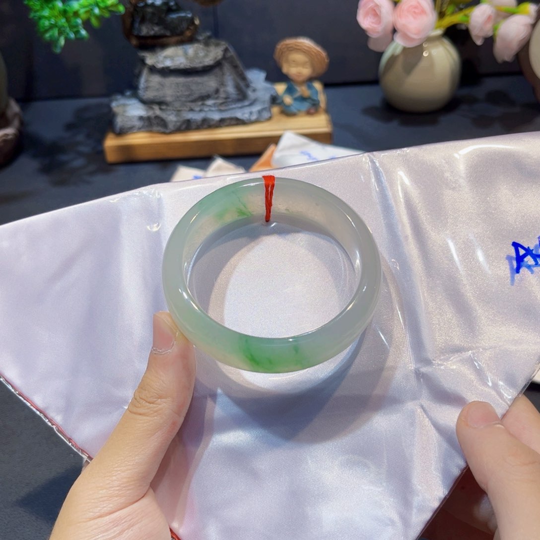翡翠手镯未镶嵌翡翠手镯54圈口