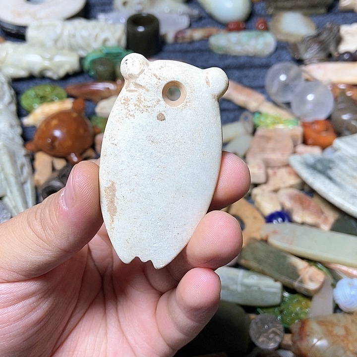 和田玉未镶嵌颈饰71