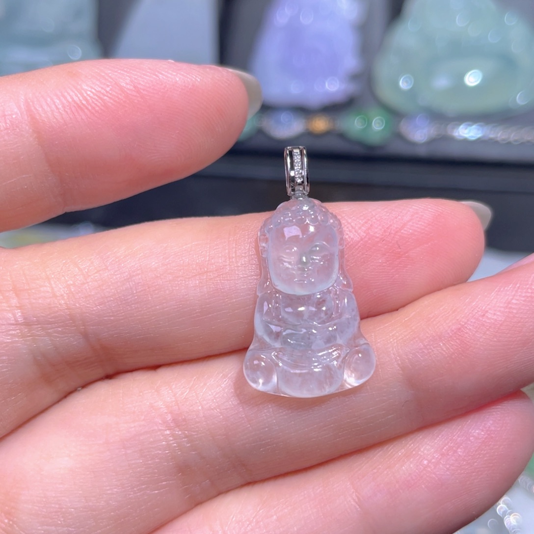 颈饰18K金镶嵌翡翠翡翠