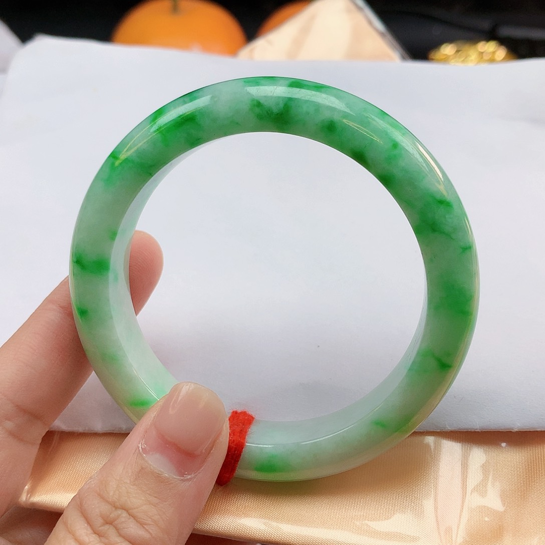 翡翠手镯未镶嵌小*55圈2082