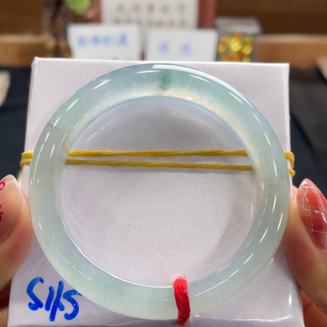 翡翠手镯未镶嵌52正圈