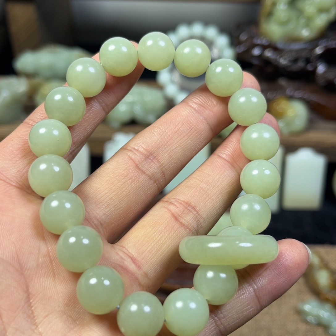 硕***录和田玉未镶嵌挂件